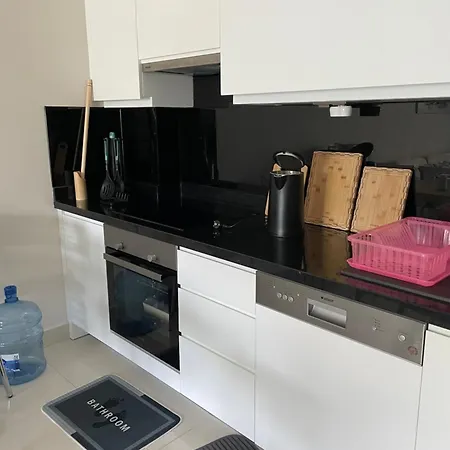 דירה Modern Flat By Mediterranean אלאניה